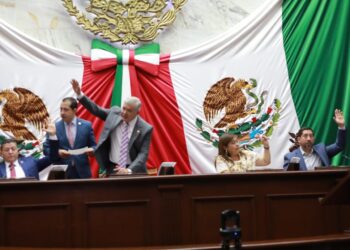 Convoca Congreso a proponer merecedores a la Condecoración
