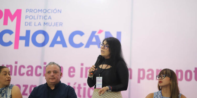 Participa Vanhe Caratachea en taller de liderazgo femenino del PAN Michoacán