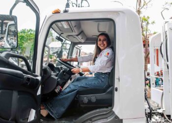 Santa Clara del Cobre estrena camión de basura tras más de 12 años de espera