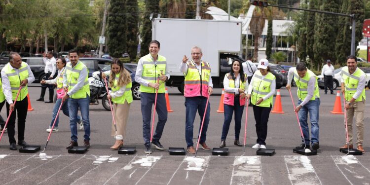Arranca Bedolla campaña vial “Fíjate pues”, para prevenir accidentes