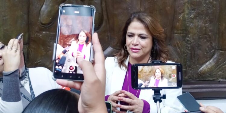 Debe garantizarse igualdad salarial entre mujeres y hombres: Fabiola Alanís