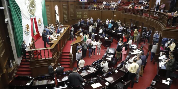 Abre Congreso convocatoria a tres cargos de la Auditoria Superior de Michoacán