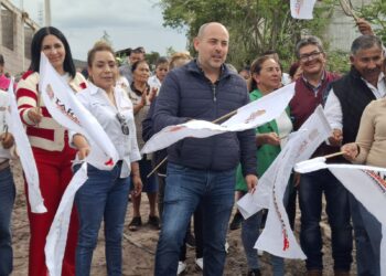 Gobierno de Tarímbaro arranca pavimentación en “El Arquito”