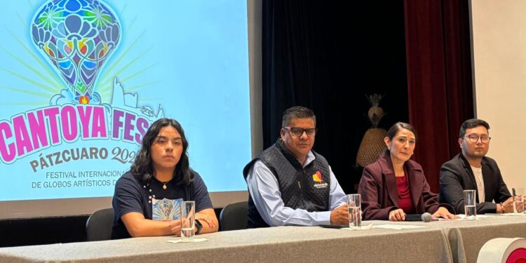 Cuenta regresiva para el vuelo mágico del Cantoya Fest en Pátzcuaro
