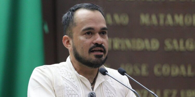 En acto de Entrega – Recepción, Giulianna Bugarini recibe formalmente la Presidencia de la Mesa Directiva del Congreso