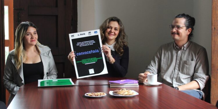 En acto de Entrega – Recepción, Giulianna Bugarini recibe formalmente la Presidencia de la Mesa Directiva del Congreso