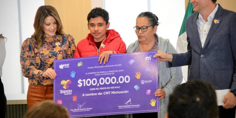 Ayuntamiento de Morelia se suma al boteo Teletón 2025