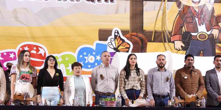 No hay transformación si no hay educación: María Auxilio Flores García