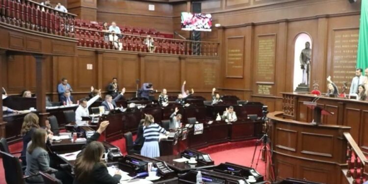 Congreso del Estado a favor de la erradicación de brecha salarial en función de género