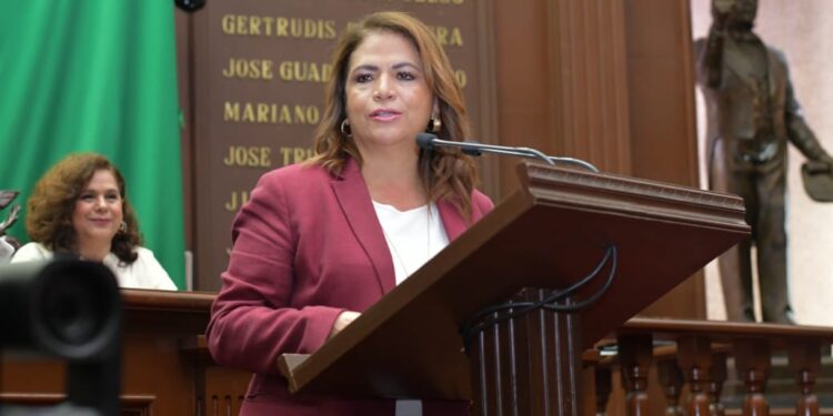 Propone Fabiola Alanís aumentar penas a feminicidas en Michoacán