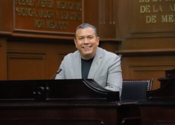 Abraham Espinoza propone la creación de la Dirección de Educación Indígena Náhuatl