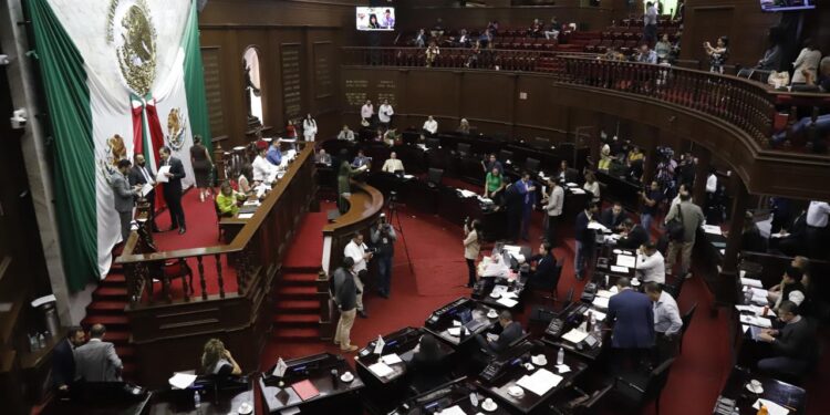 Propone Sandra Arreola cerrar el paso a la impunidad ambiental en Michoacán