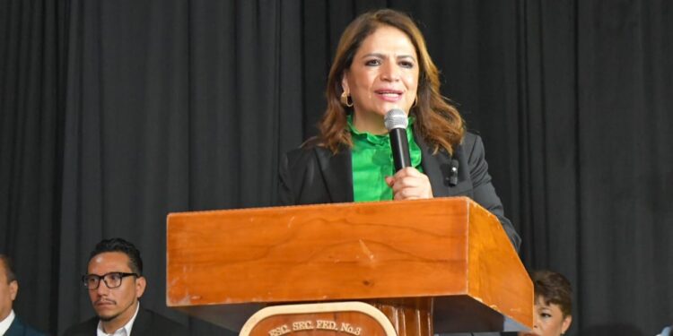 Se requiere un amplio perfil humanista para encabezar CEDH: Fabiola Alanís