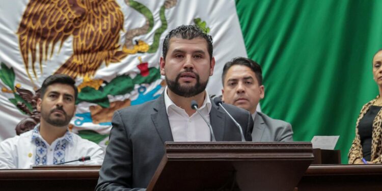 Octavio Ocampo llama a una transición responsable en la Fiscalía