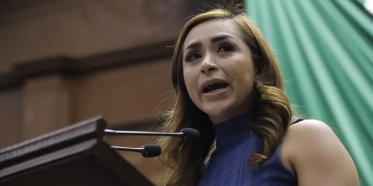 Abrirá Vanhe Caratachea ruta para renovar Ley de Protección a la Niñez en Michoacán
