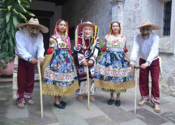 Santa Ana Zirosto se viste de fiesta para su festival de danzas tradicionales: Secum
