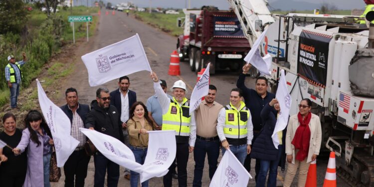 Arranca Bedolla rehabilitación de carretera que conecta a Contepec y Maravatío