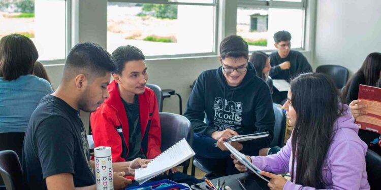 Departamento de Idiomas de la UMSNH en constante crecimiento; lanzará nueva plataforma