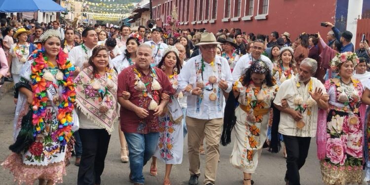 Con Danza del Paloteo participa Puruándiro en Festival de Globos de Cantoya en Paracho: Belinda Iturbide