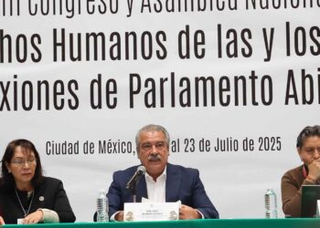 Propone Morón acciones legislativas para garantizar derechos de migrantes mexicanos