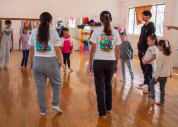 Más de 180 niñas y niños disfrutan del curso de verano del DIF Michoacán