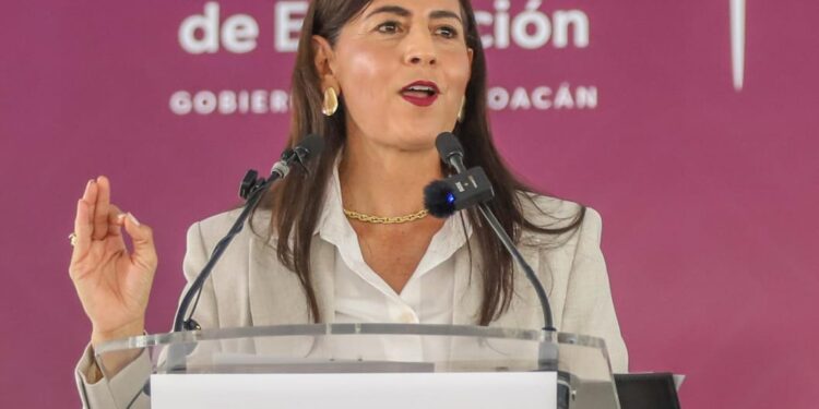 Impulso histórico de la federación, en tercer ciclo escolar completo: Gabriela Molina