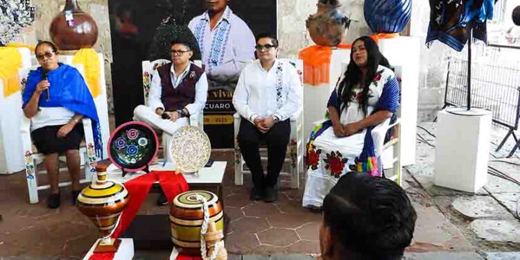 El Lago de Camécuaro en Tangancícuaro será sede de la celebración del Día de la Artesana y el Artesano Michoacano, donde se espera la participación de más de 3 mil personas quienes además realizarán el tradicional trueque masivo de piezas.