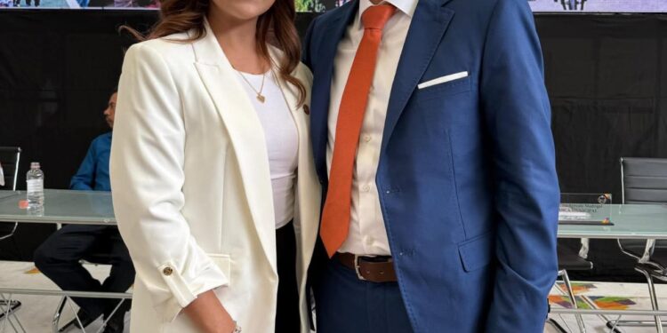 Grecia Aguilar Mercado destaca el avance de los Gobiernos Municipales Naranjas en Michoacán