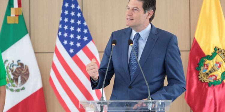 Alfonso Martínez fortalece comunicación con comunidad migrante en Estados Unidos