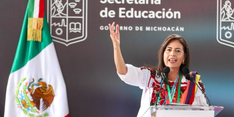 Queremos que llegue el sonido de la guitarra a todas las secundarias: Gabriela Molina