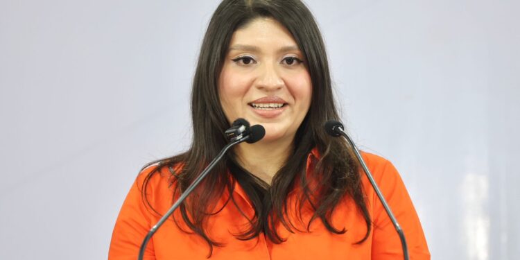 Prepara tus donaciones, esto podrás canjear a partir de mañana para ver a Carín León: Seimujer