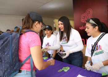 Con éxito termina el primer día del canje en el Jalo x las Mujeres
