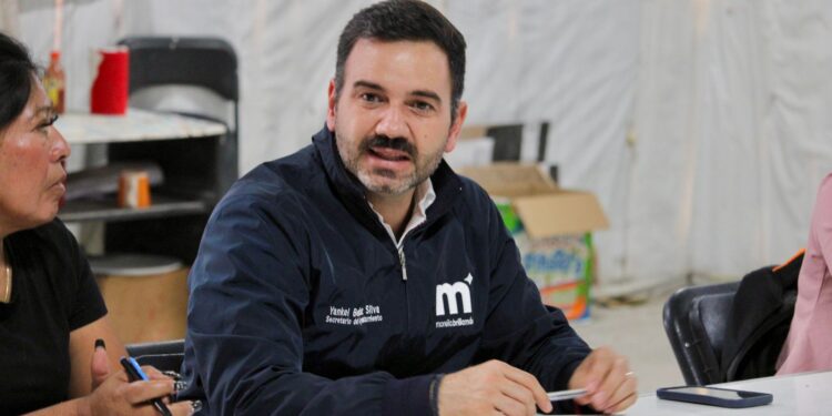 Yankel Benítez da seguimiento a obra de drenaje en la colonia Rubén Jaramillo