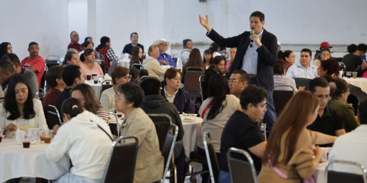 En Puruándiro, Alfonso Martínez promueve riqueza cultural de Morelia