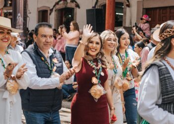 Santa Clara del Cobre enamora en la inauguración de la LIX Feria Nacional del Cobre y el 80° Concurso Nacional de Cobre Martillado