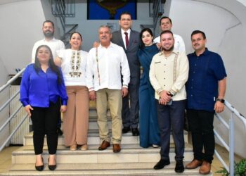 Múgica avanza hacia el desarrollo con honestidad: Reyes Galindo