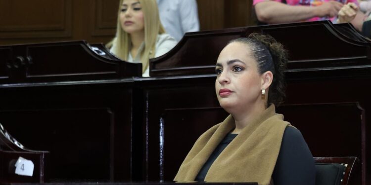 Sandra Arreola condena brutal agresión contra perrito en Michoacán y exige sanciones ejemplares