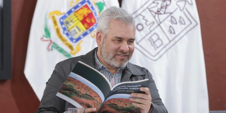 Se suman a Proforest Avocado 25 empacadoras exportadoras de aguacate: Bedolla