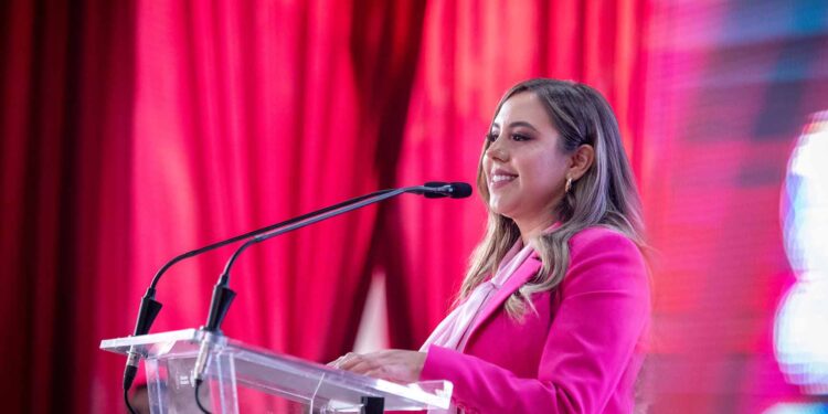 Presenta Dayana Pérez Mendoza, Presidenta de Salvador Escalante 1er Informe de Gobierno