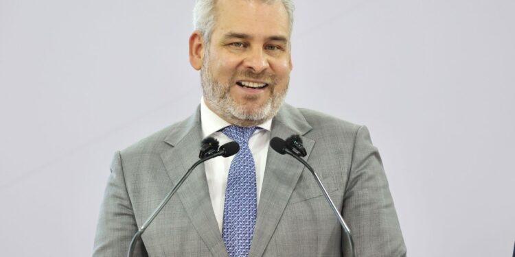 Concierto de Carín León dejará más de 13 mdp de derrama económica: Bedolla