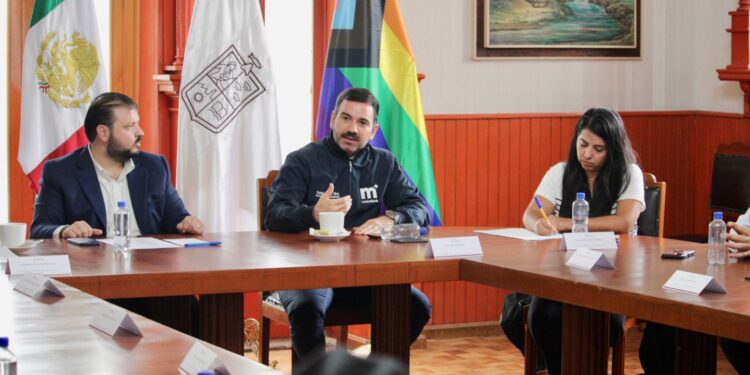 Yankel Benítez impulsa diálogo en consulta para San Miguel del Monte