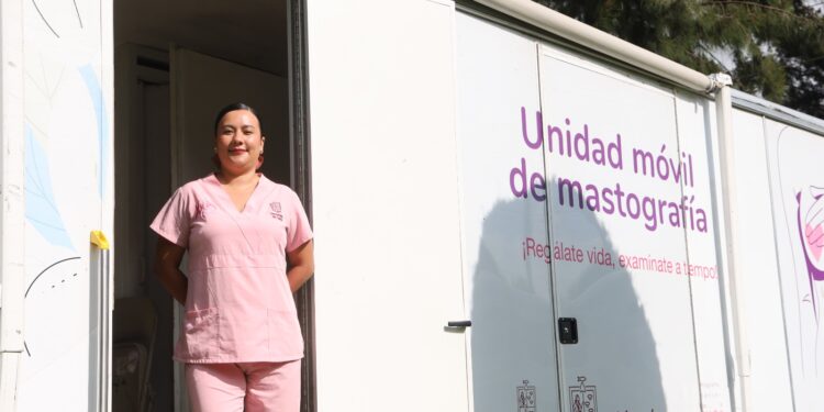 Autoexploración y mastografía, cruciales para detección de cáncer de mama: SSM