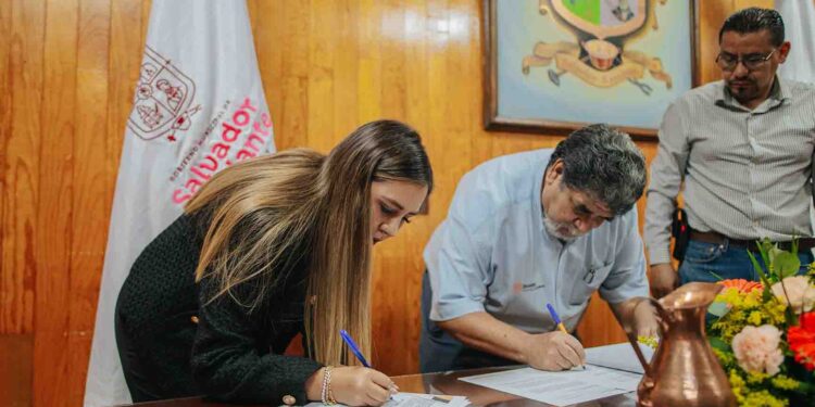 Con apoyo de Dayana Pérez, la juventud de Salvador Escalante contará con más oportunidades para estudiar.
