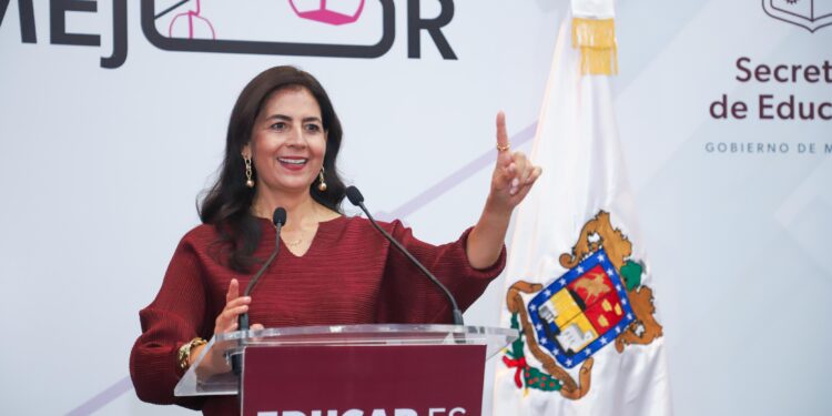 Trabaja SEE en recuperar la confianza del magisterio: Gabriela Molina