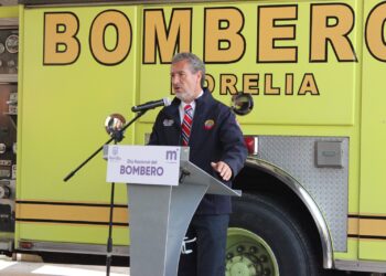 *Gobierno de Morelia reconoce la entrega y heroísmo de bomberos *