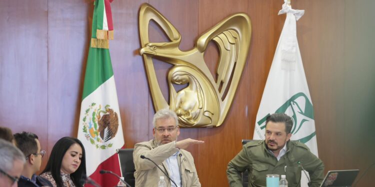 Bedolla y Zoé Robledo acuerdan trabajo para asignación de espacios a guarderías CECI del IMSS