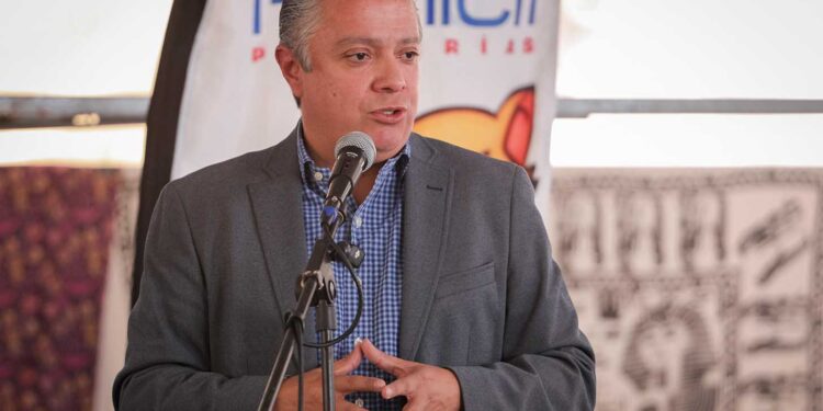 Gobierno de Michoacán seguirá fortaleciendo a empresas locales a favor de las familias: Navarro García