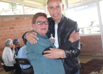 Celebra Ayuntamiento de Morelos a las y los abuelos