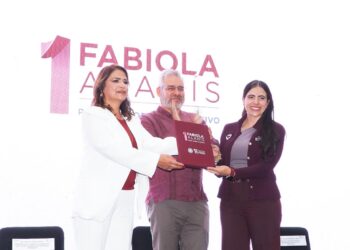 Fabiola Alanís rinde su primer informe legislativo; resalta enfoque en igualdad sustantiva