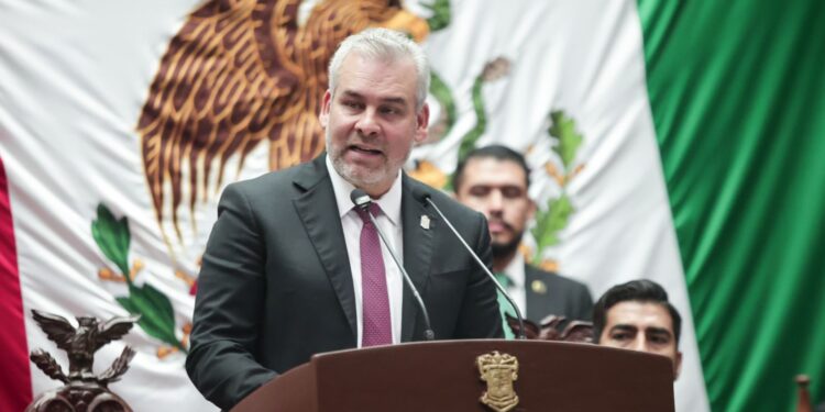 Rinde Bedolla cuarto informe de gobierno; la transformación de Michoacán está en marcha